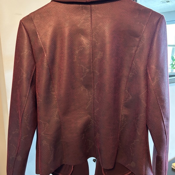 Jacket - Picture 2 of 4